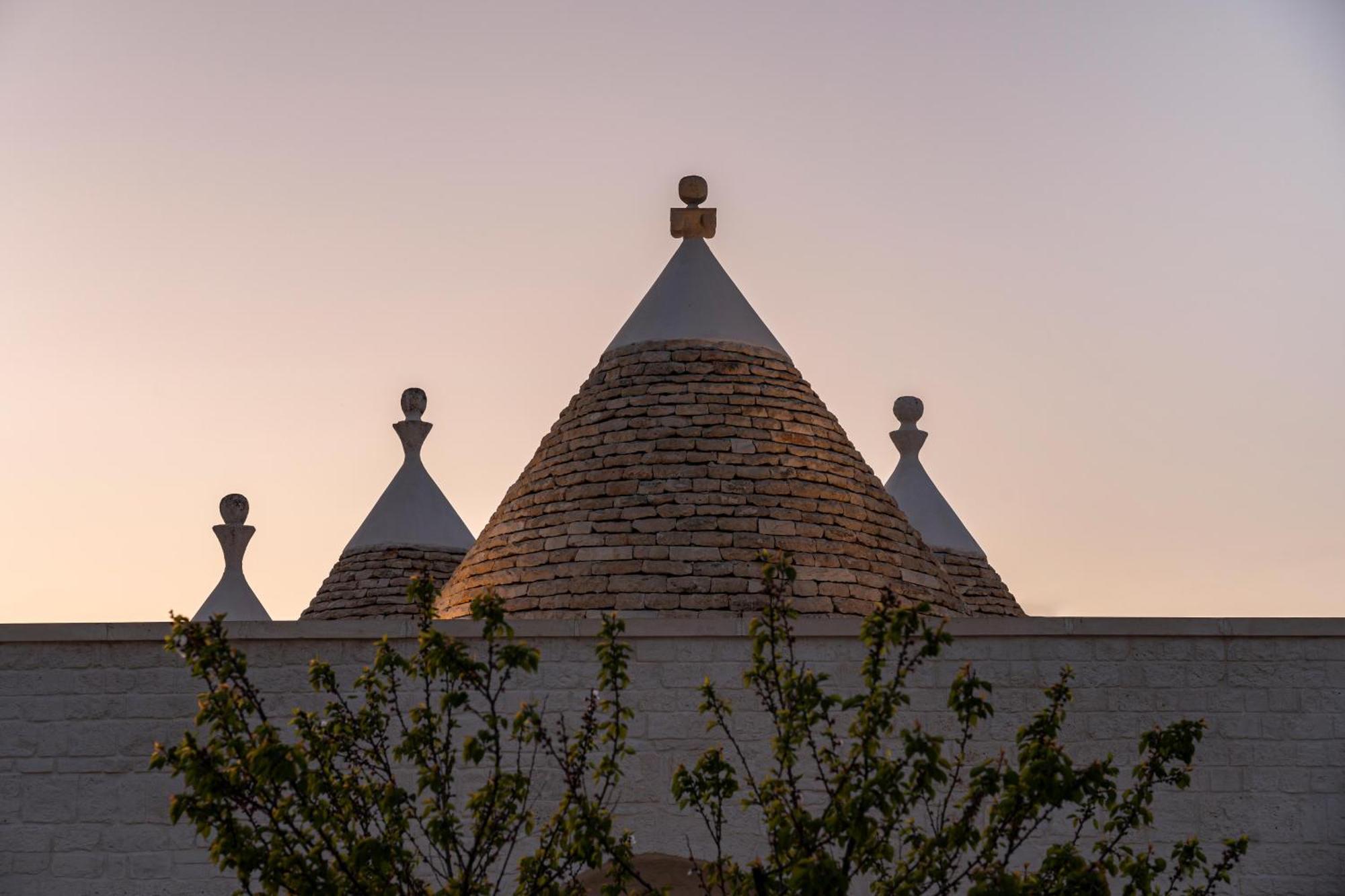 Trullo Jale - Boutique Apartments Ostuni Exteriör bild