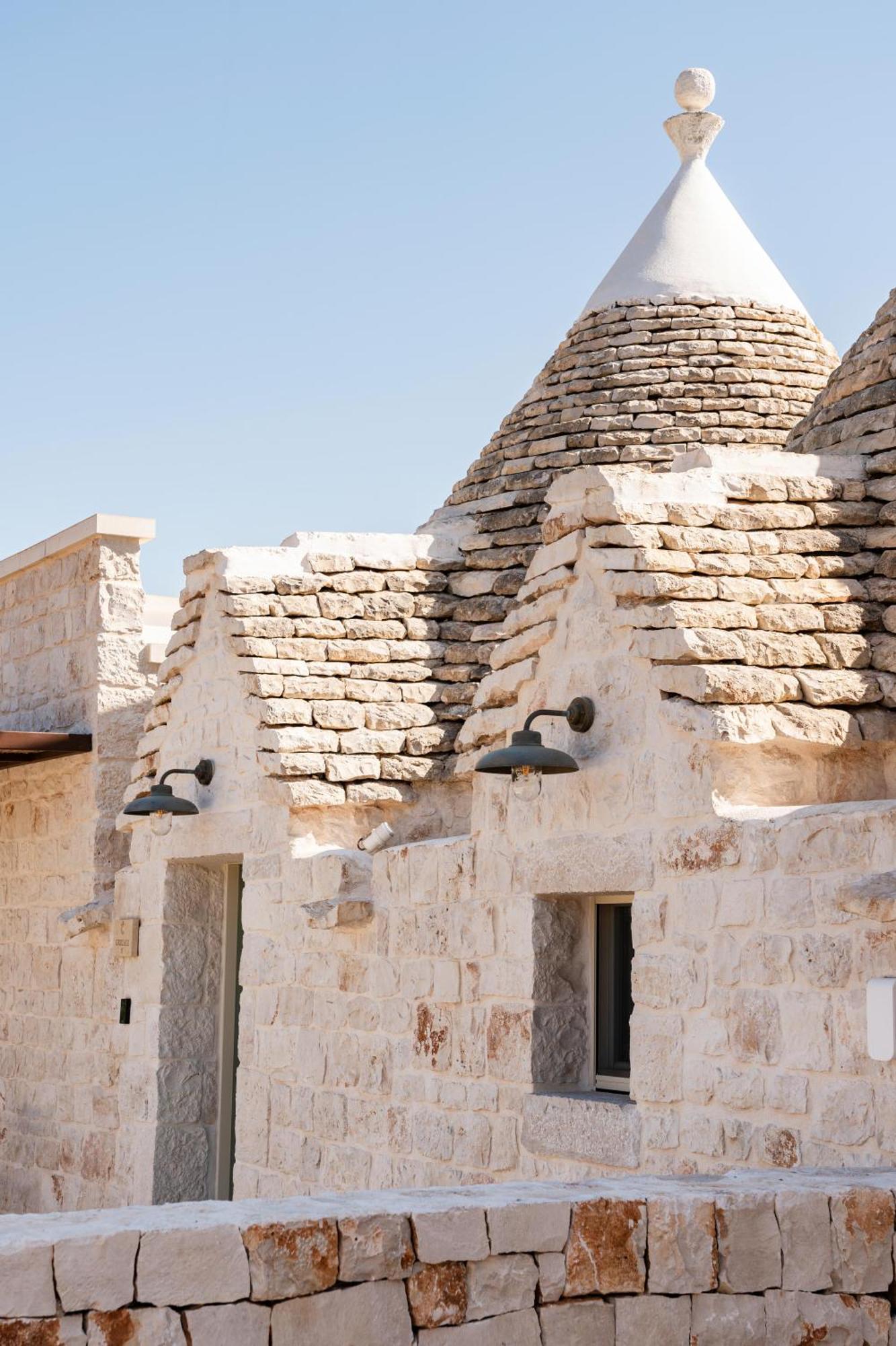 Trullo Jale - Boutique Apartments Ostuni Exteriör bild