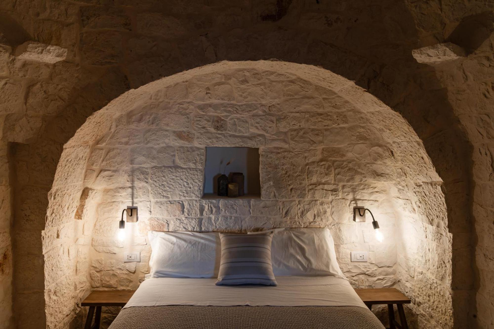 Trullo Jale - Boutique Apartments Ostuni Exteriör bild