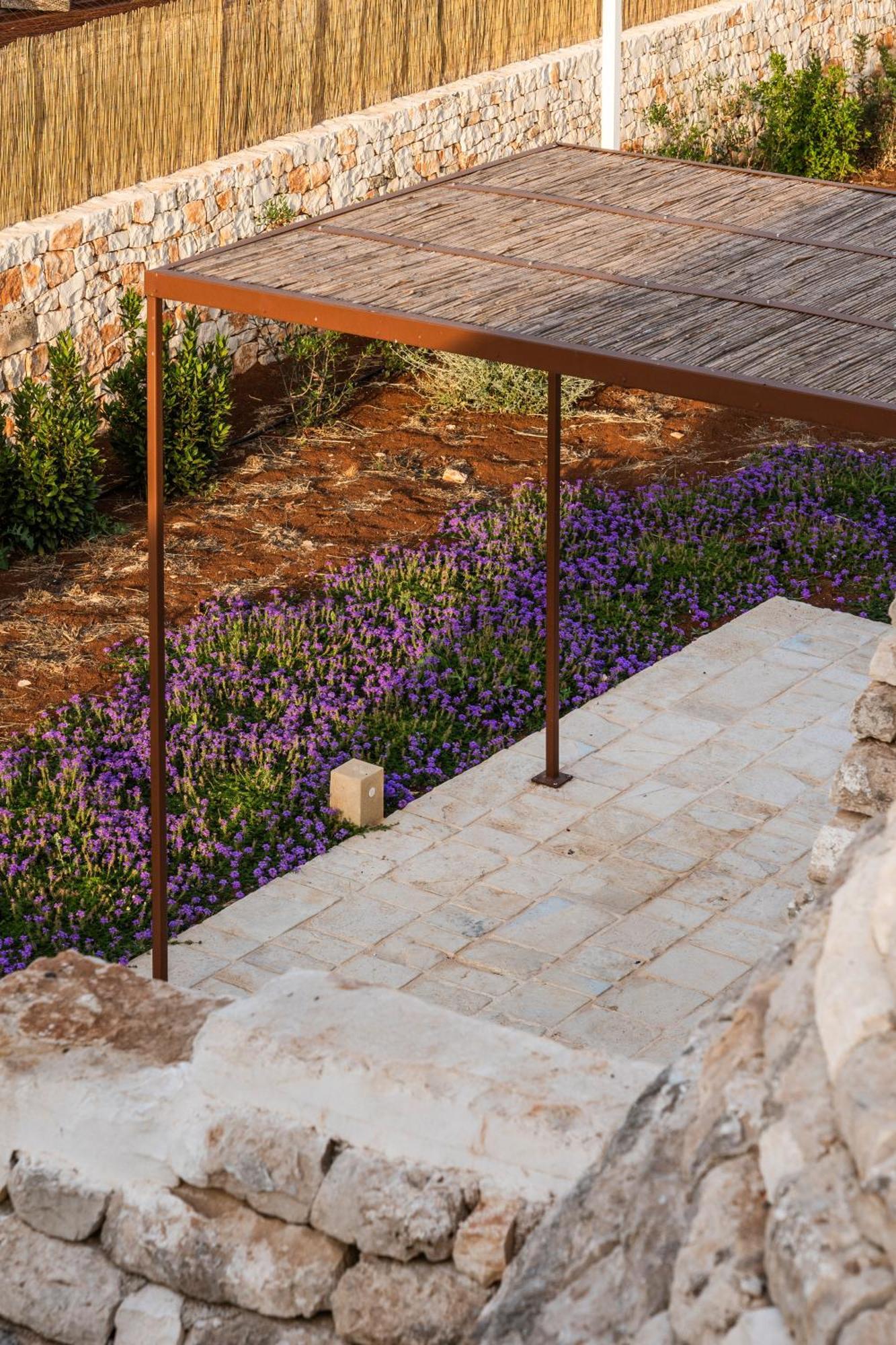 Trullo Jale - Boutique Apartments Ostuni Exteriör bild